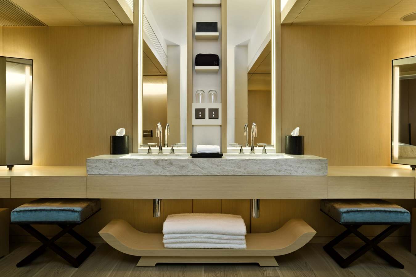 Upper Suite Bathroom 