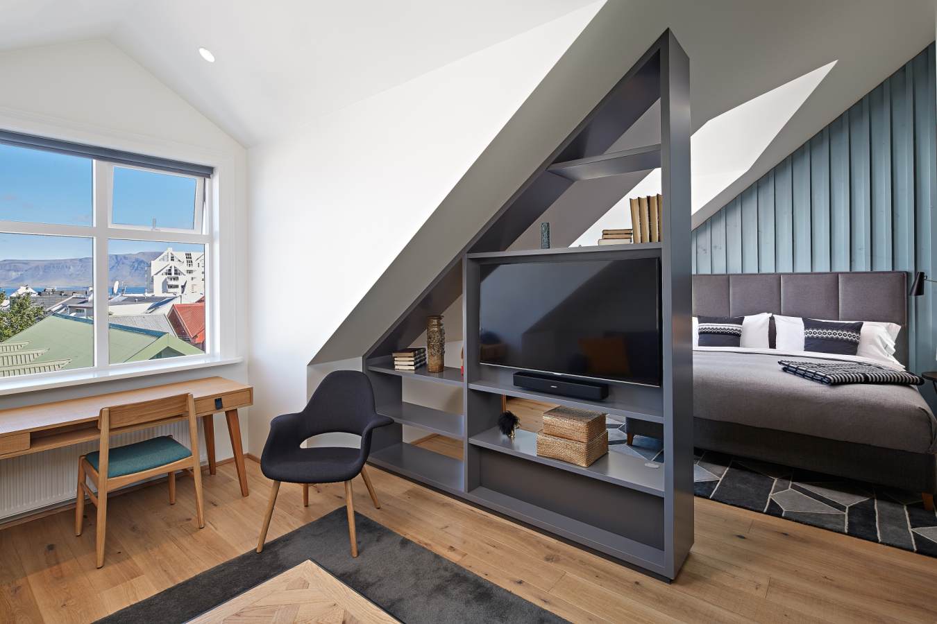 King Junior Suite - Canopy by Hilton Reykjavik