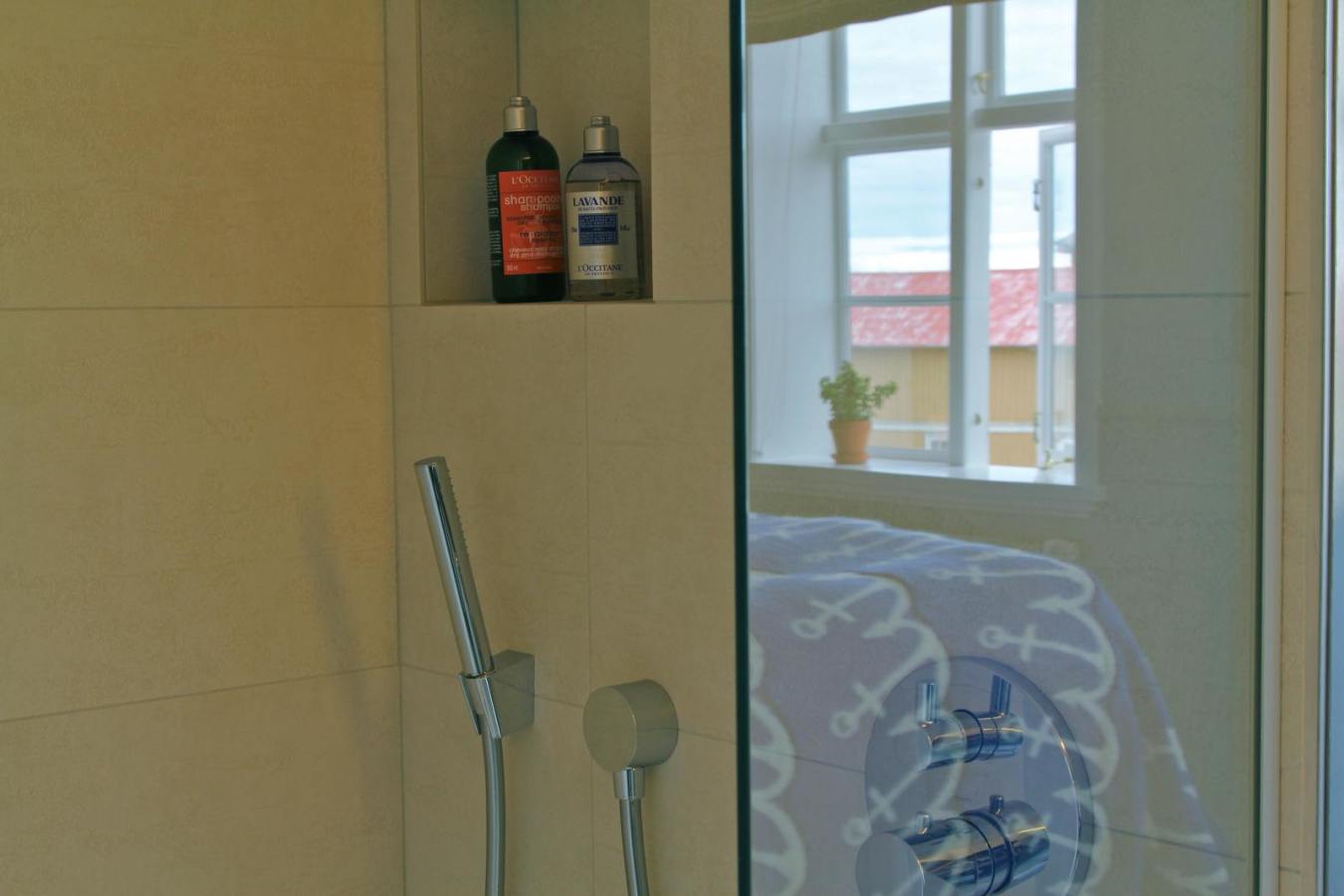 Bathroom - Hotel Egilsen