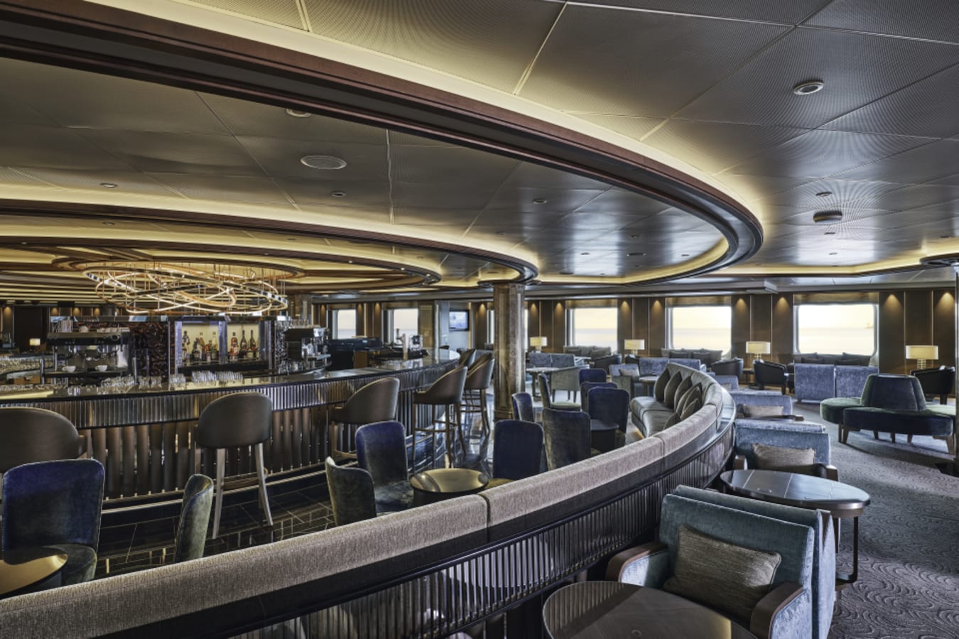 SilverSeaMoonDolceVita 