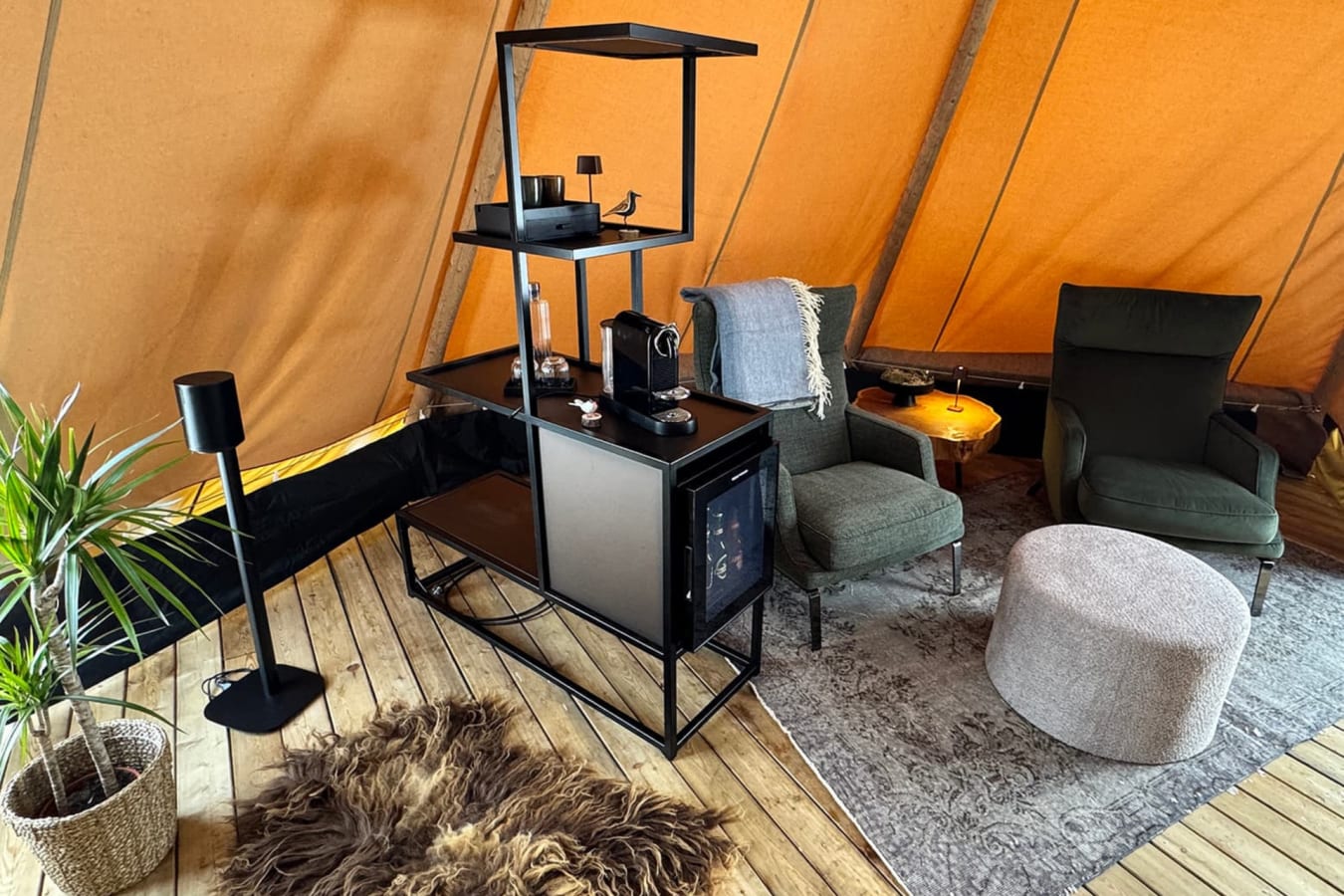 inside the tipi tent 1j 