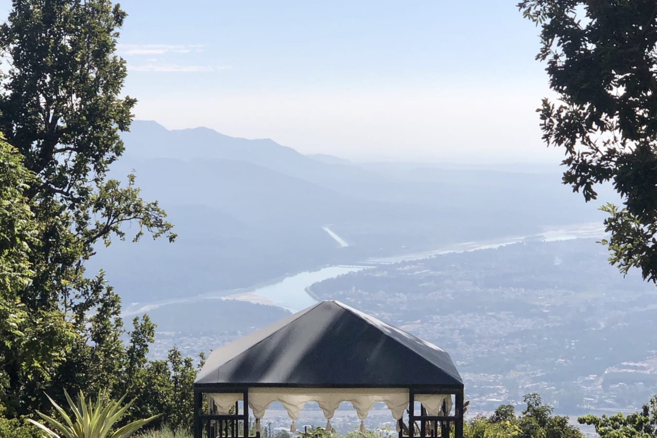 Seating Views - Ananda in the Himalayas