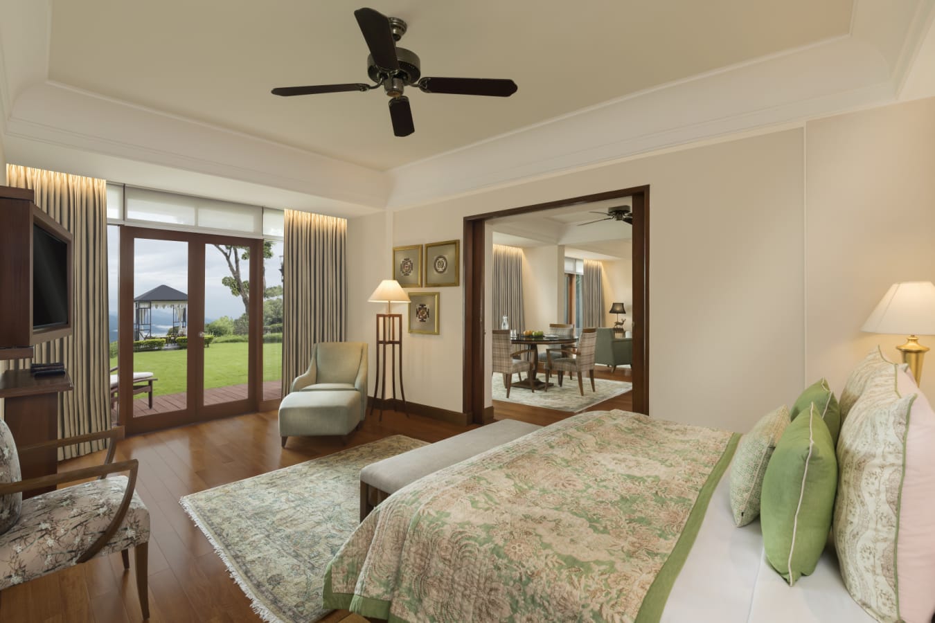 Suite Bedroom - Ananda in the Himalayas