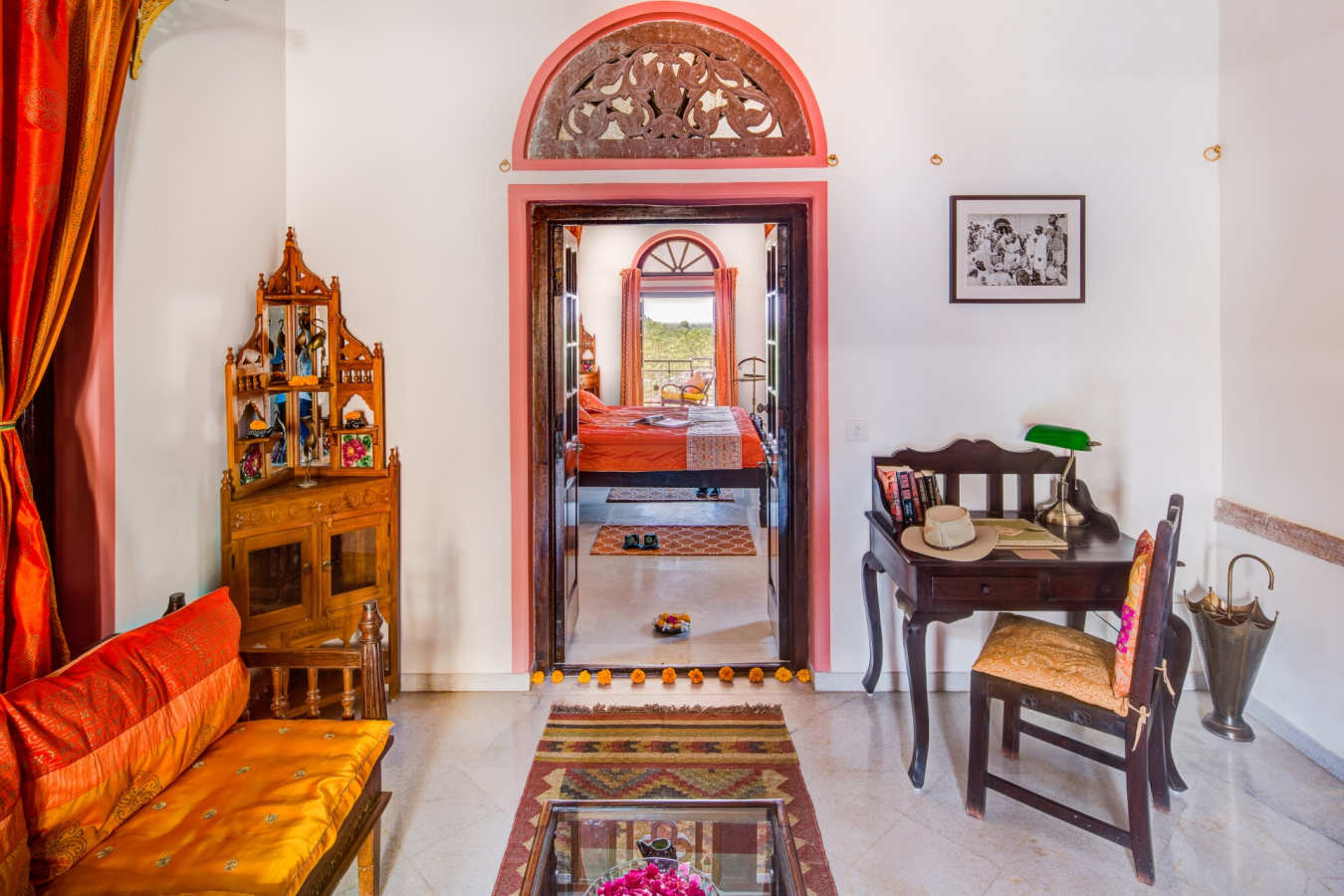 Beautiful Interior - Chanoud Garh