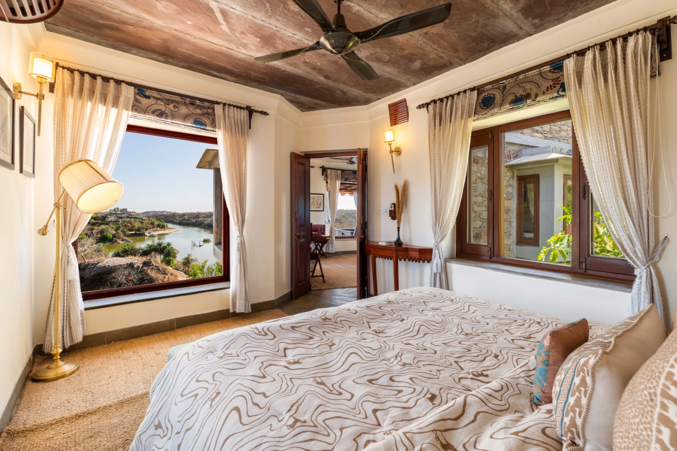 Bedroom - Chunda Shikar Oudi 