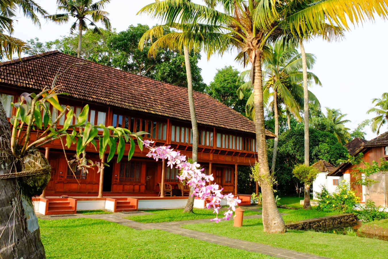 Exterior - Coconut Lagoon