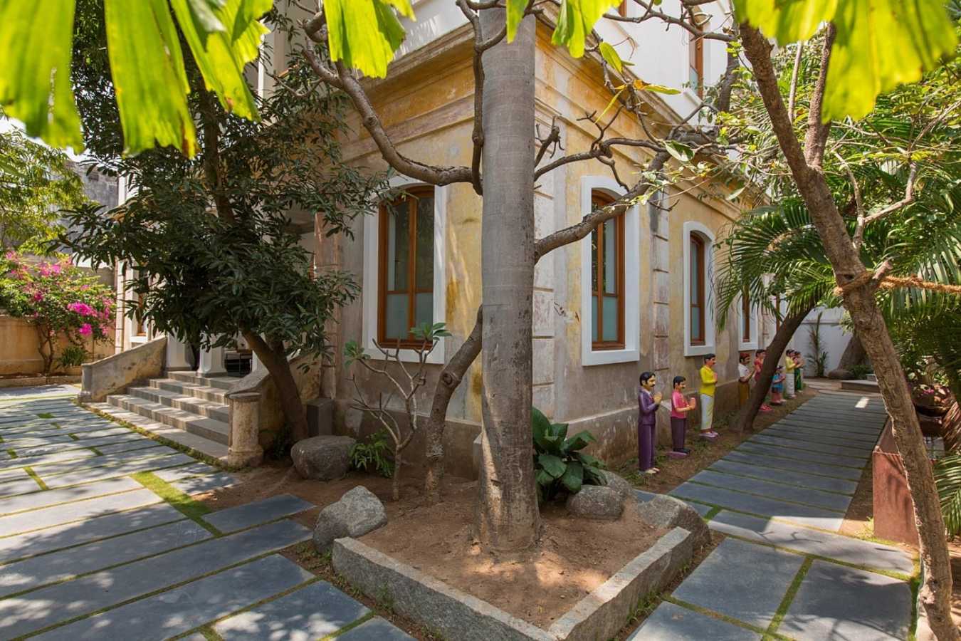 Exterior - La Villa