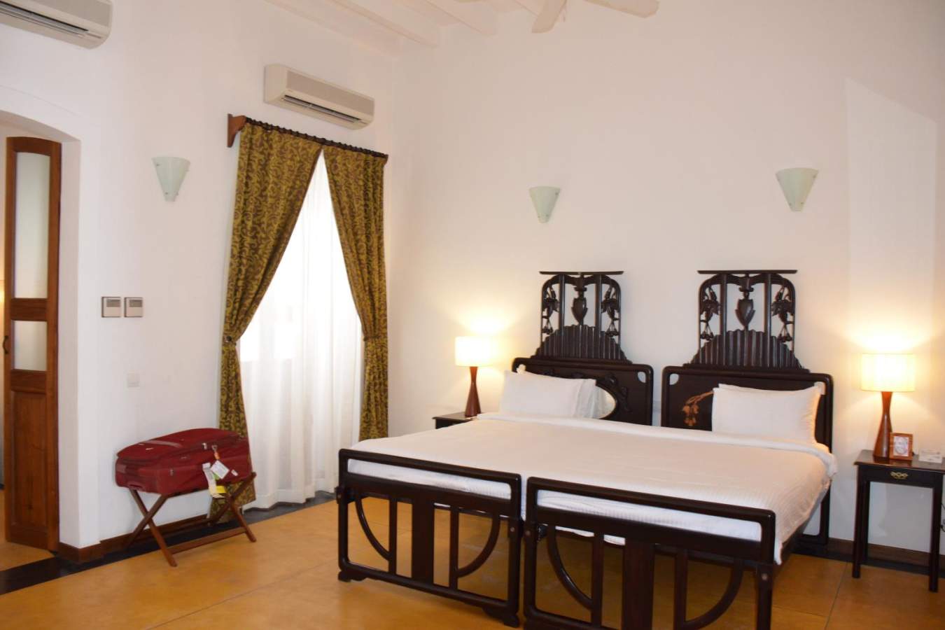 Room - Palais de Mahe