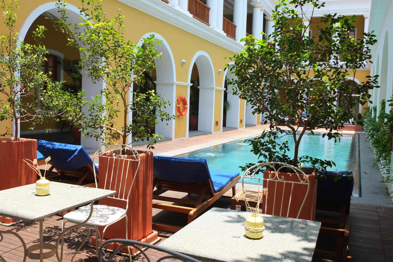 Pool - Palais de Mahe