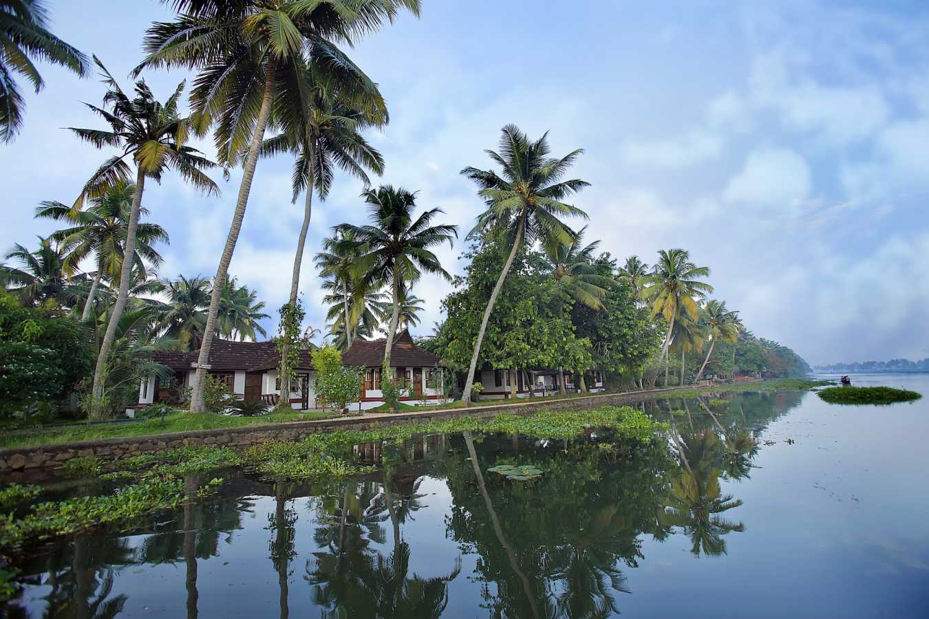 Outside View of Hotel - Philip Kutty's Farm