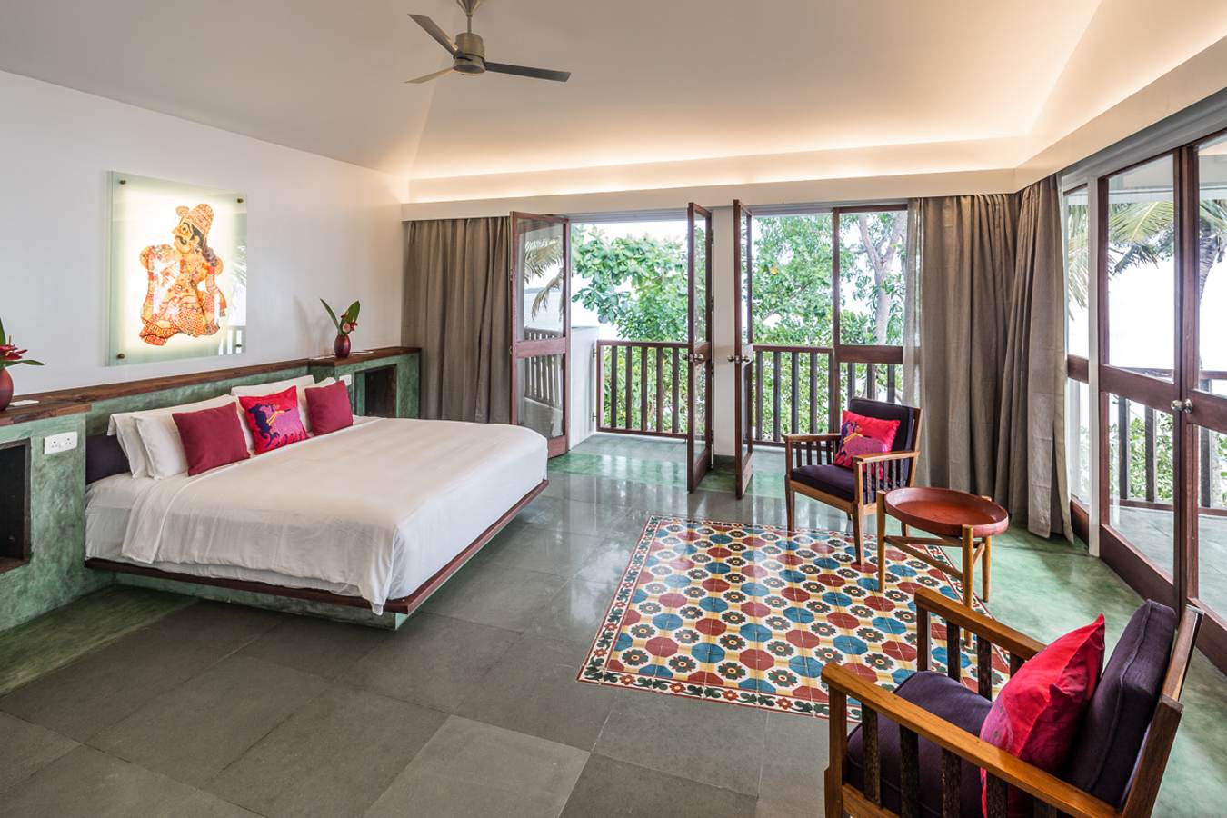 Large room with Balcony - Purity