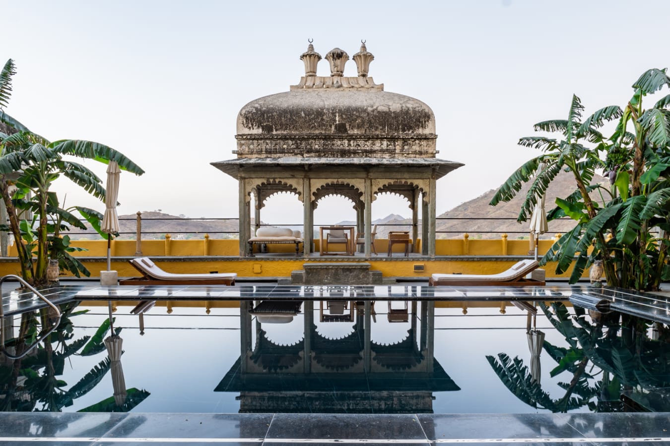 Pool and Private Deck - RAAS Devi Garh 