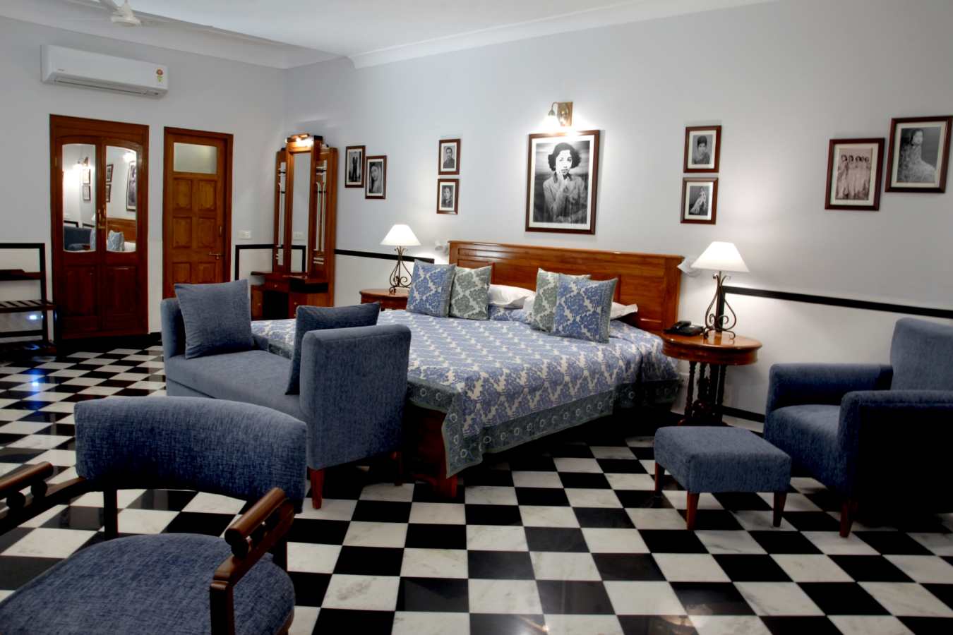 Superior Room - Ratan Villas