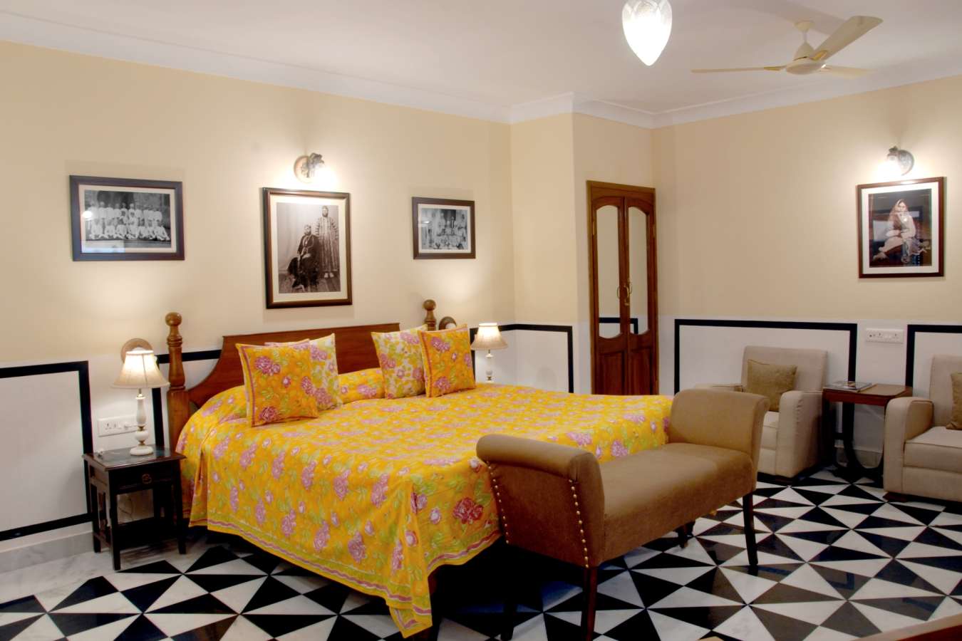 Superior Room - Ratan Villas