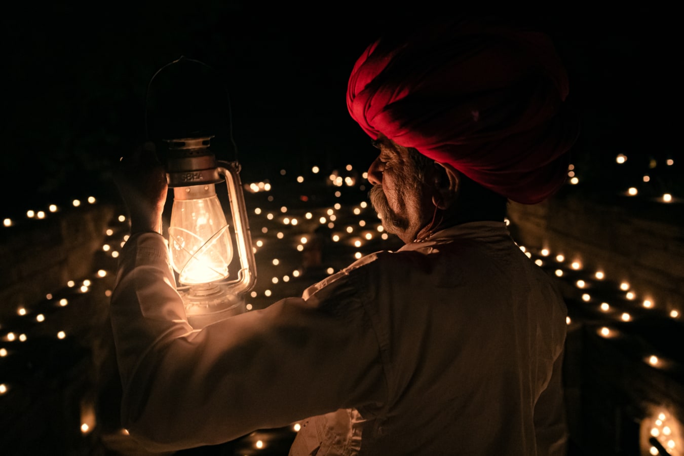 Candle-lit Dinner - Rawla Narlai