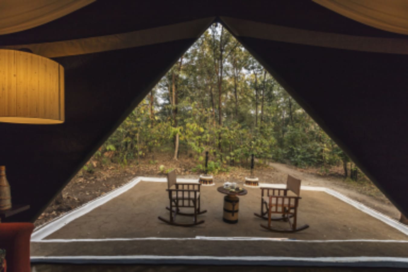 Courtyard - Reni Pani Jungle Lodge 