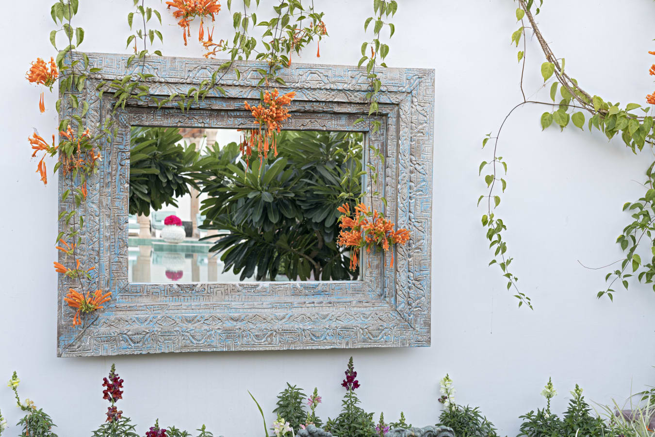 Mirror Details - Rohet House
