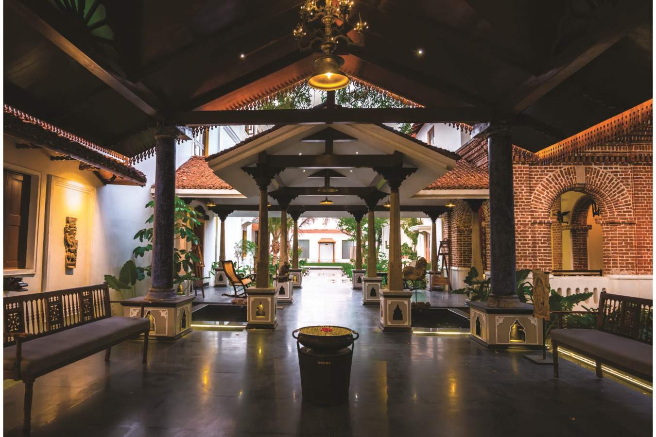 Lobby - Svatma