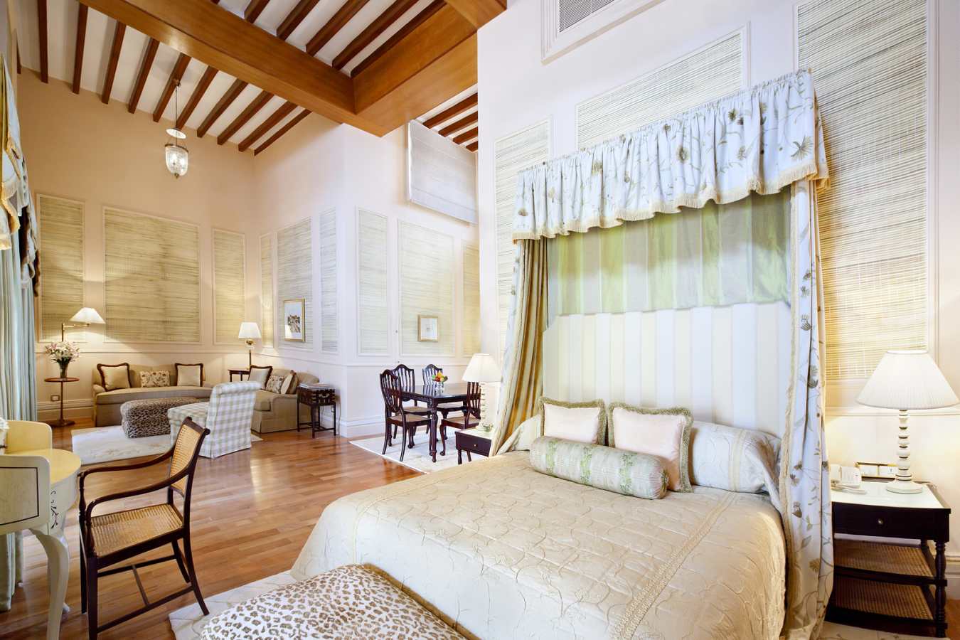 Royal Suite - Taj Falaknuma Palace