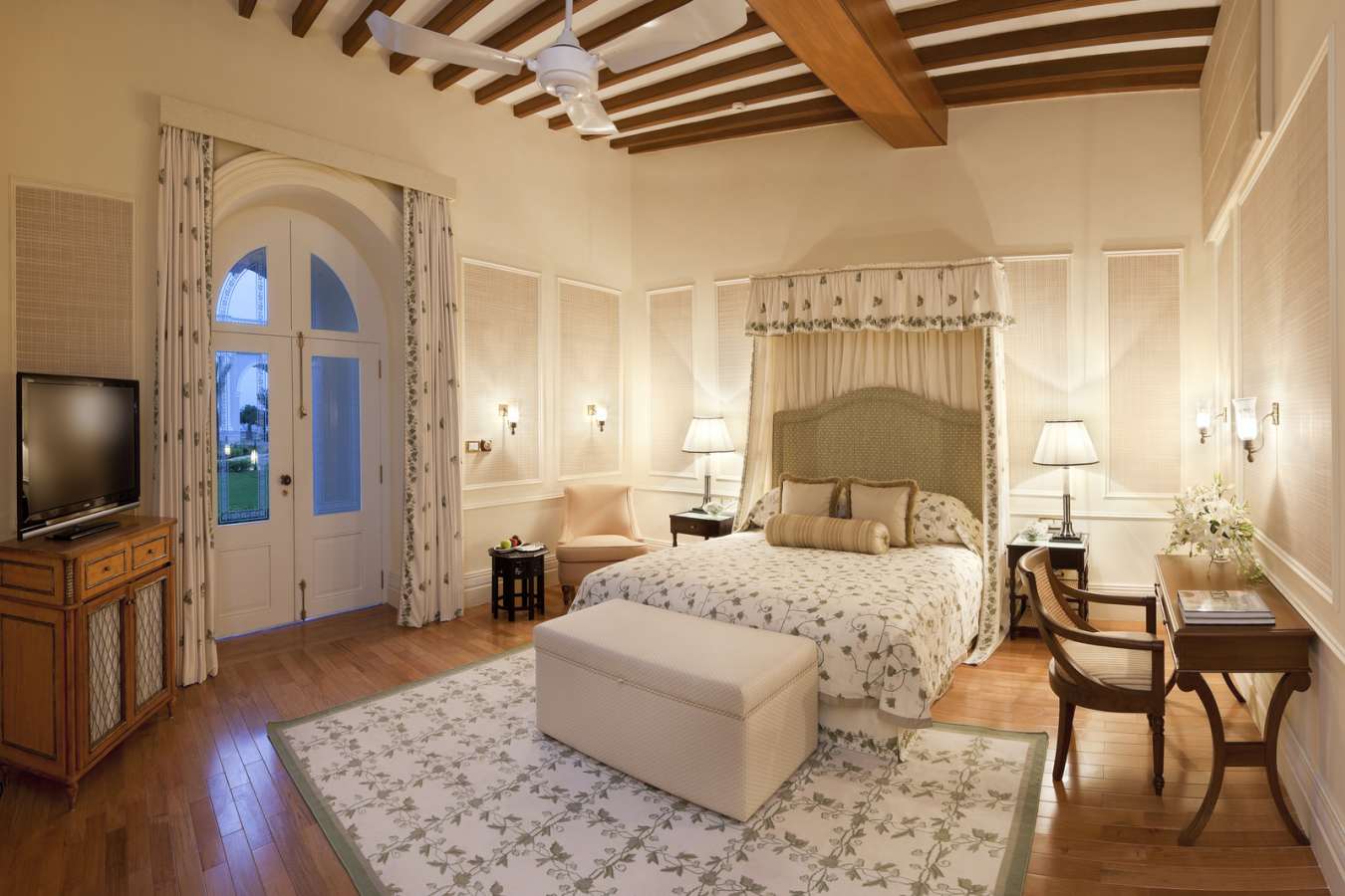 Bedroom - Taj Falaknuma Palace