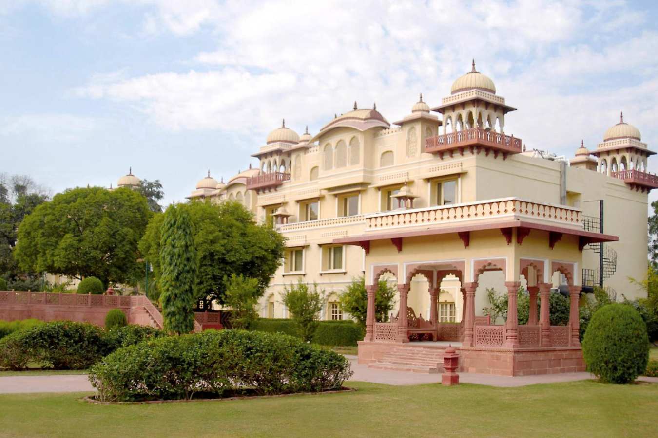 Exterior - Taj Jai Mahal Palace