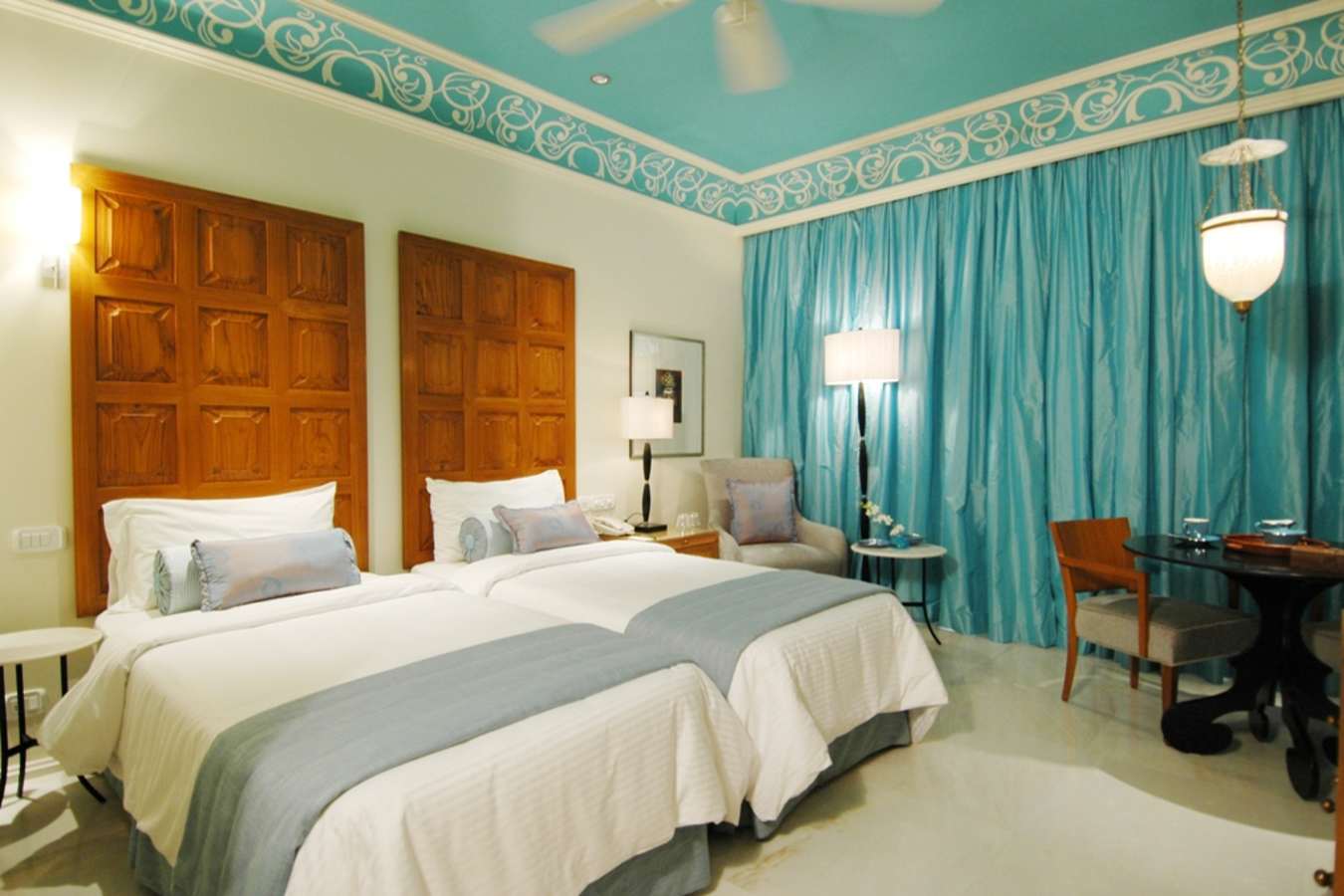 Guest Room - Taj Jai Mahal Palace