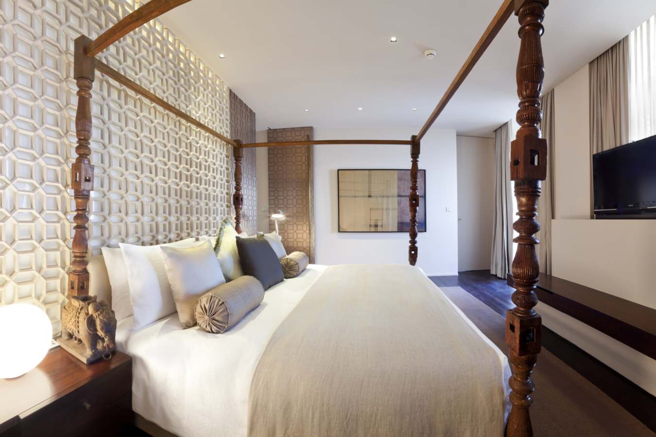 Elephanta Suite Bedroom - Taj Mahal Palace