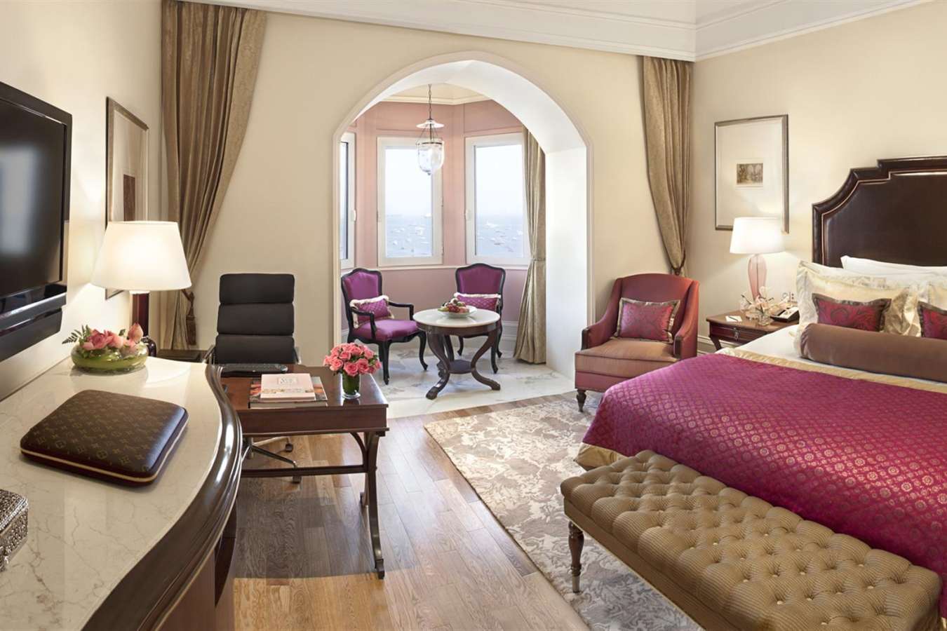 Luxury Grand Room - Taj Mahal Palace