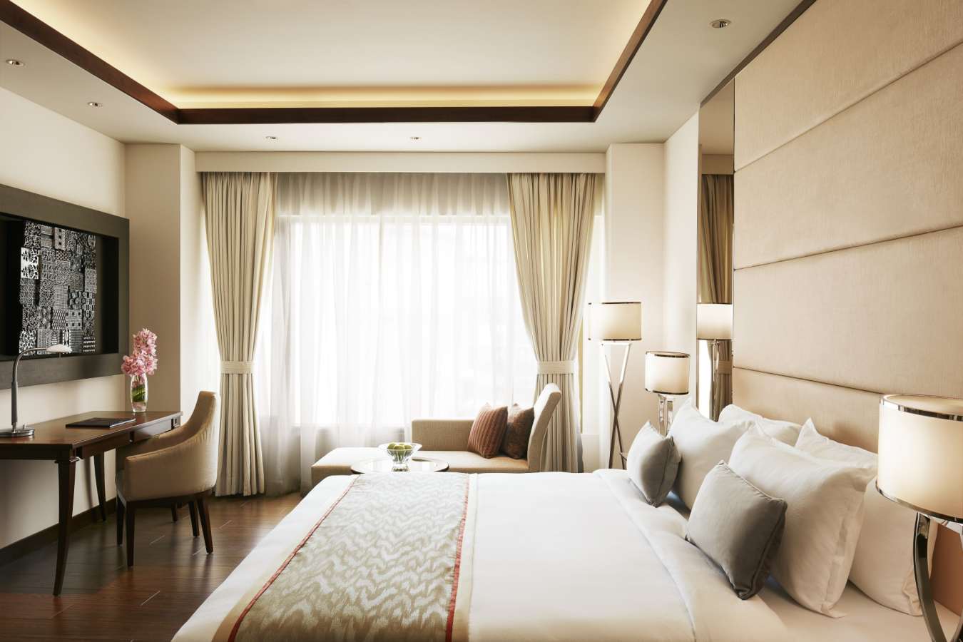 King Size Room - Taj Swarna