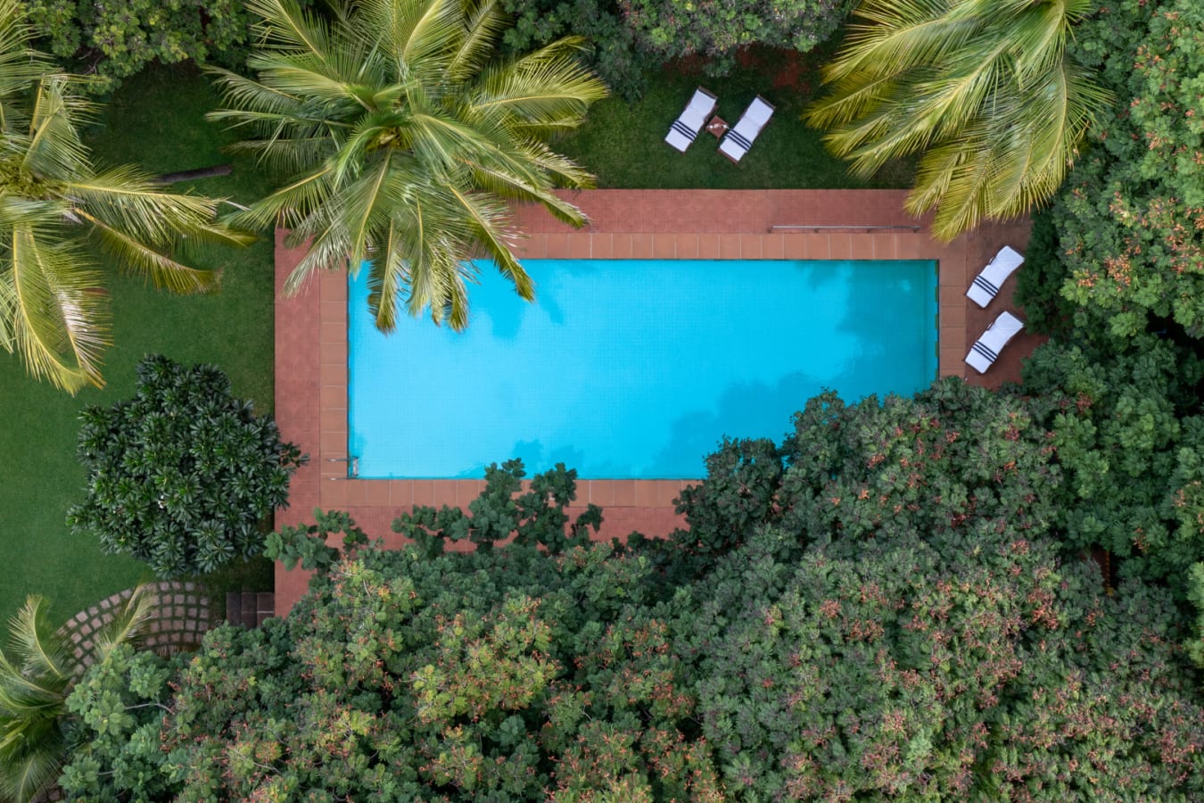 Pool View - Gateway Hotel