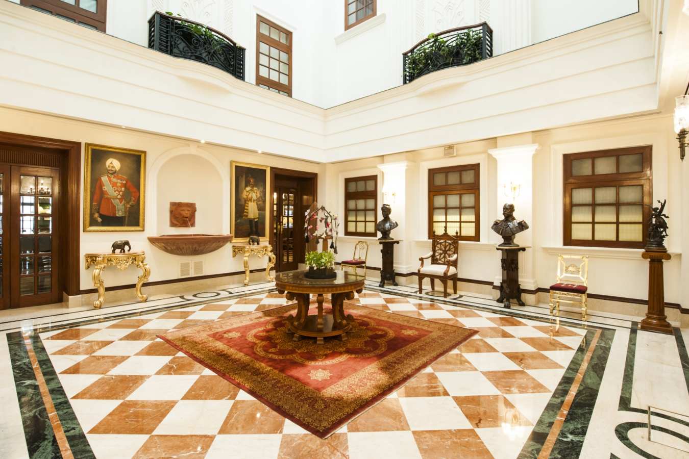 Bar Atrium - The Imperial