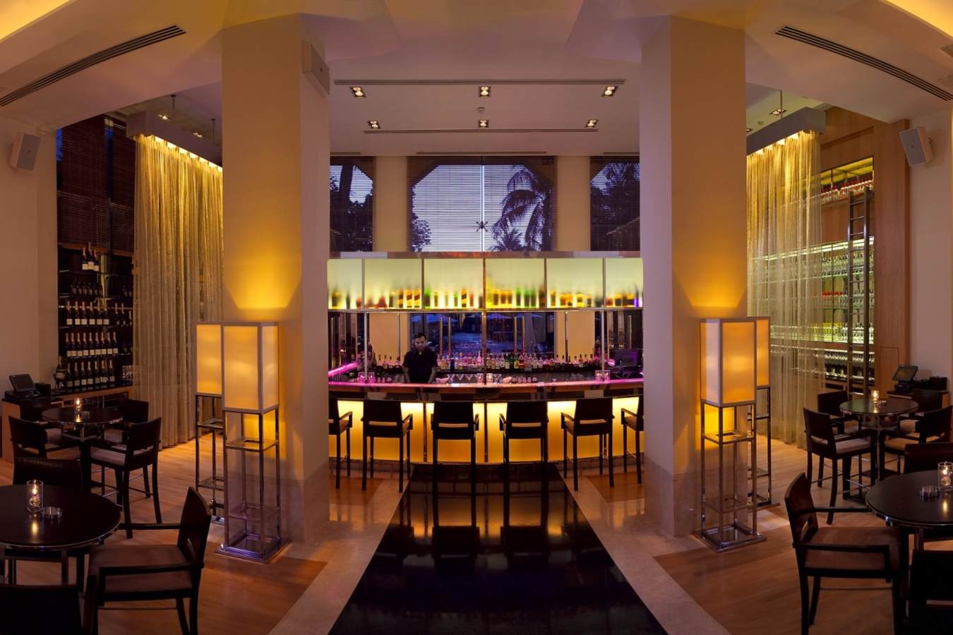 Bar - The Leela Mumbai