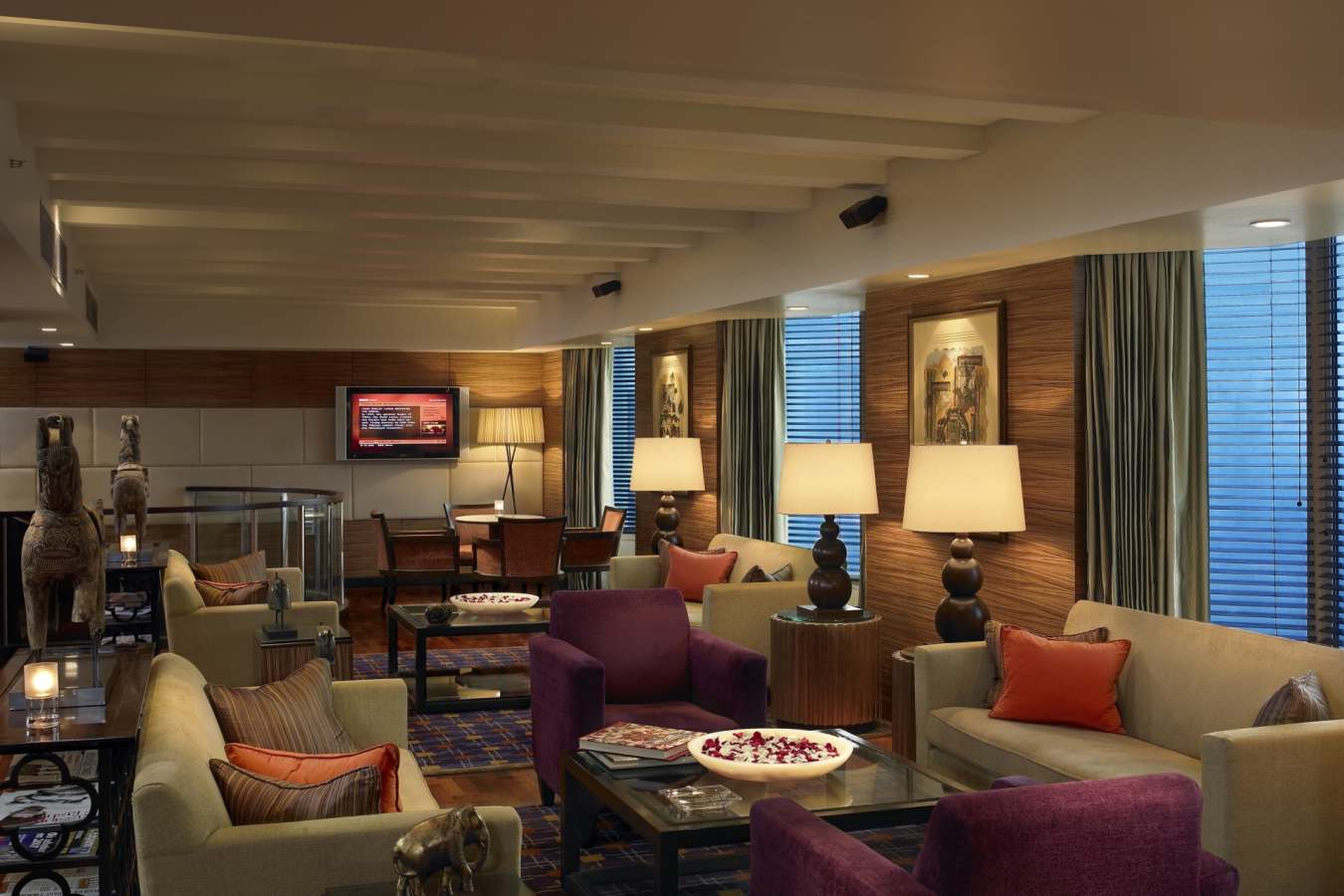 Club Lounge - The Leela Mumbai