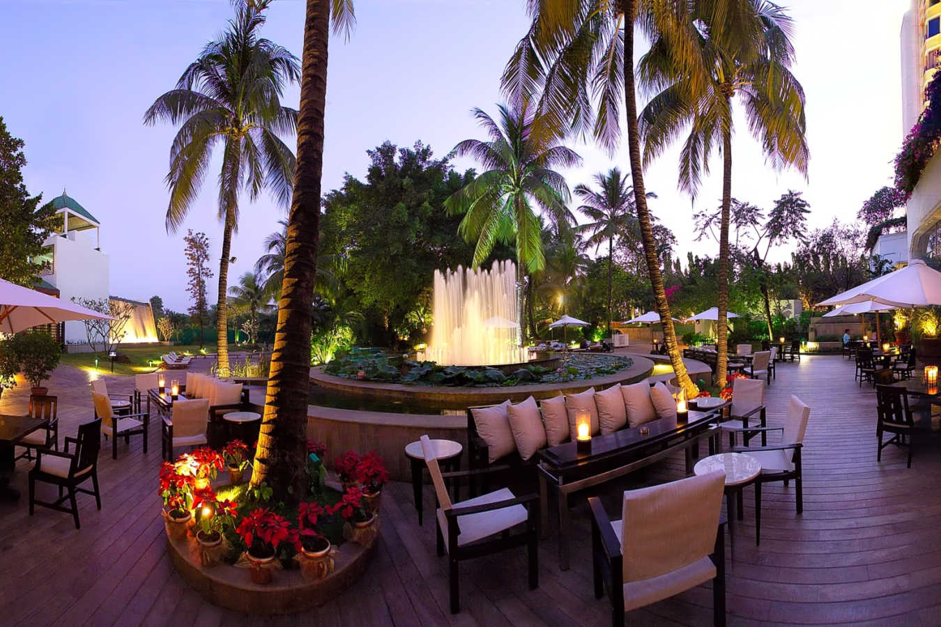 6 Degrees - The Leela Mumbai