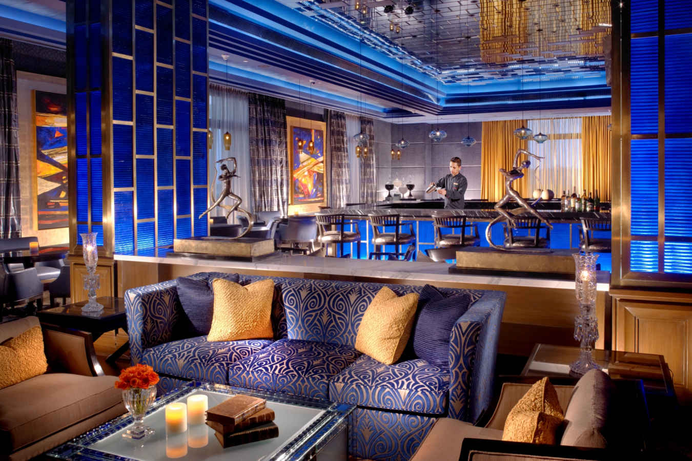 Main Library Bar - The Leela Palace Chennai