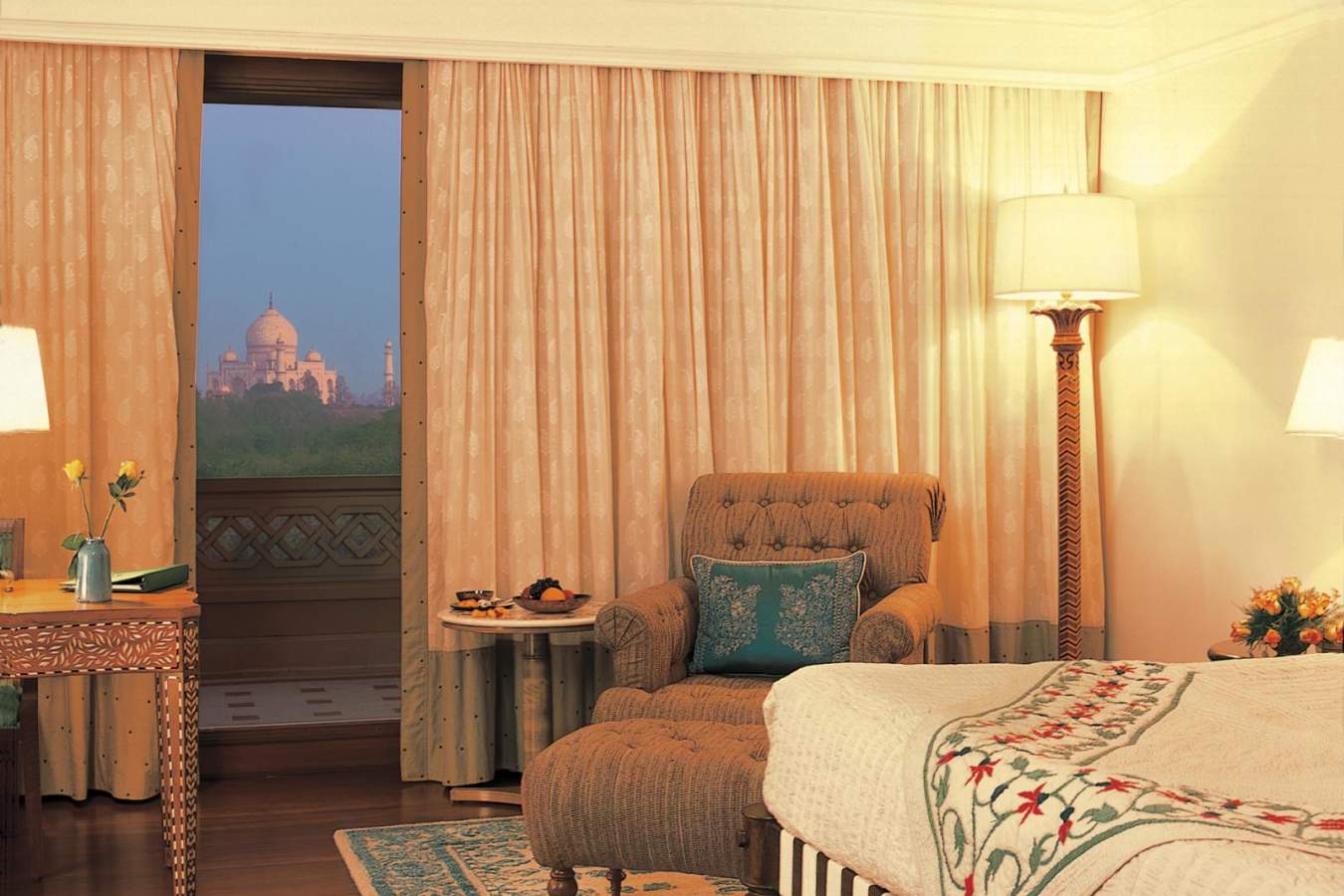 Deluxe Room - The Oberoi Amarvilas