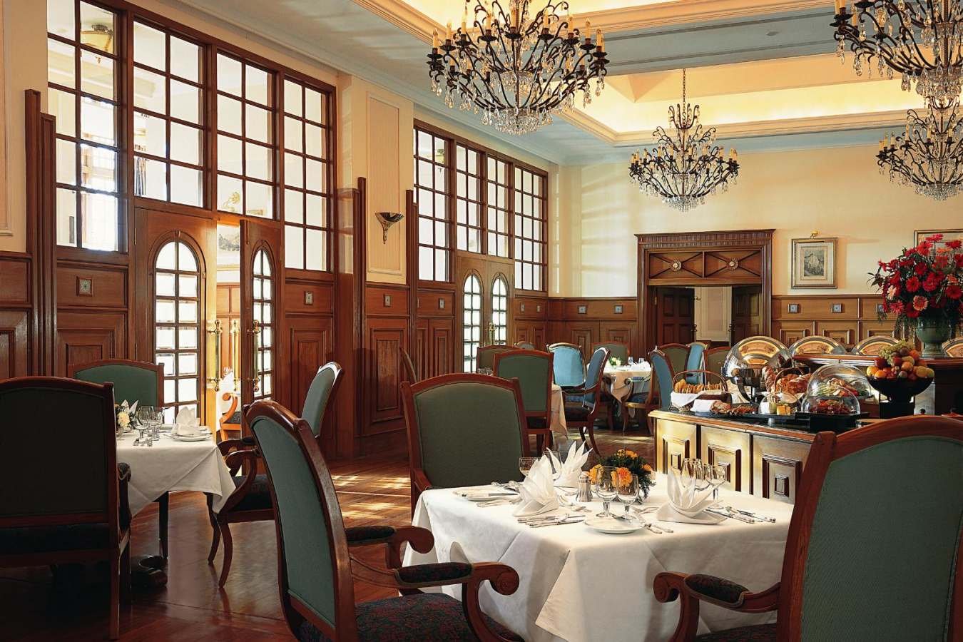 Dining Area - The Oberoi Cecil