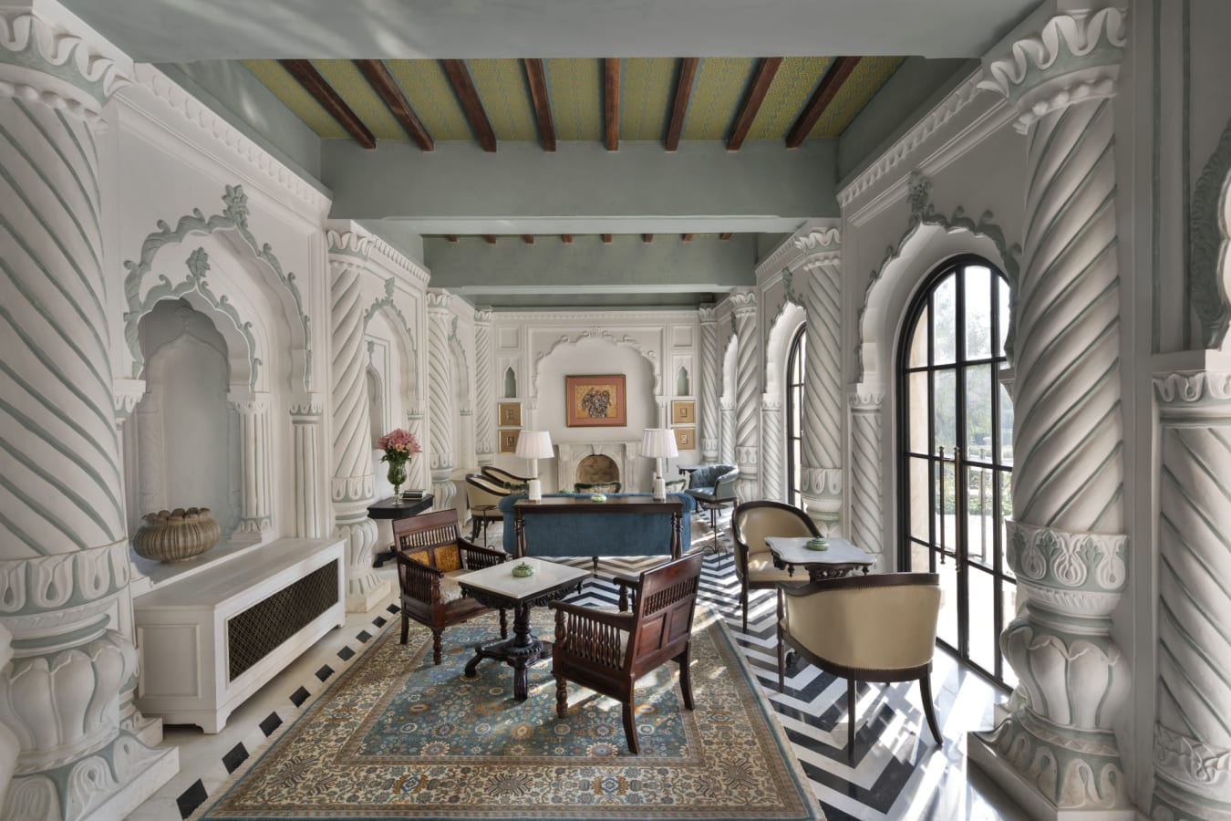 Bar - Oberoi Rajgarh 