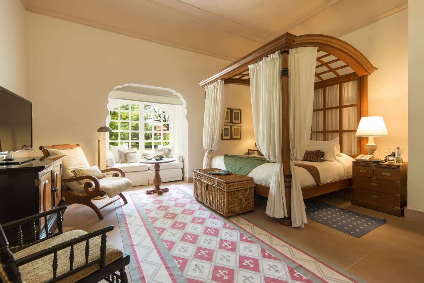 Premier Room - The Oberoi Rajvilas