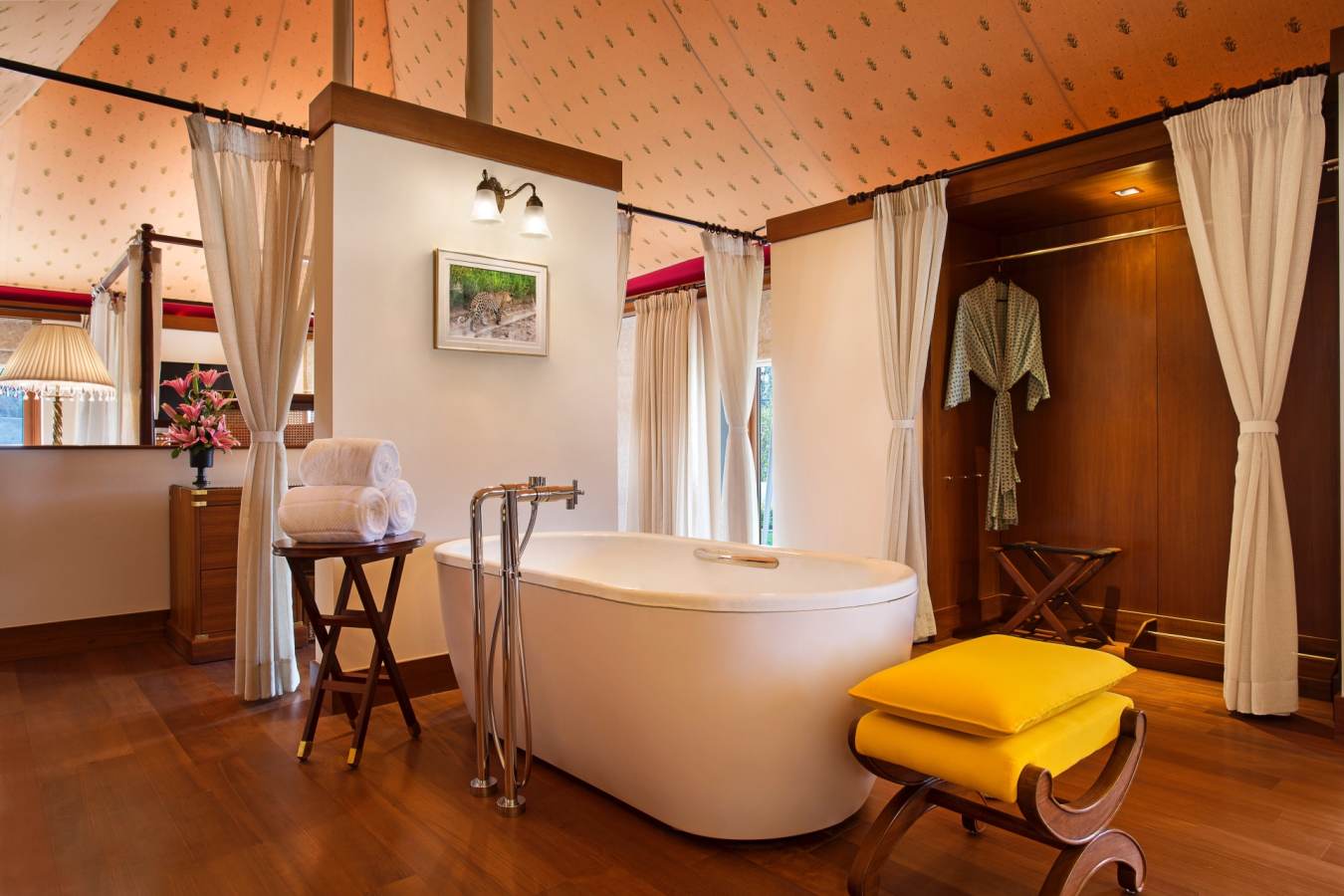 Royal Tent Bathroom - The Oberoi Sukhvilas Resort & Spa