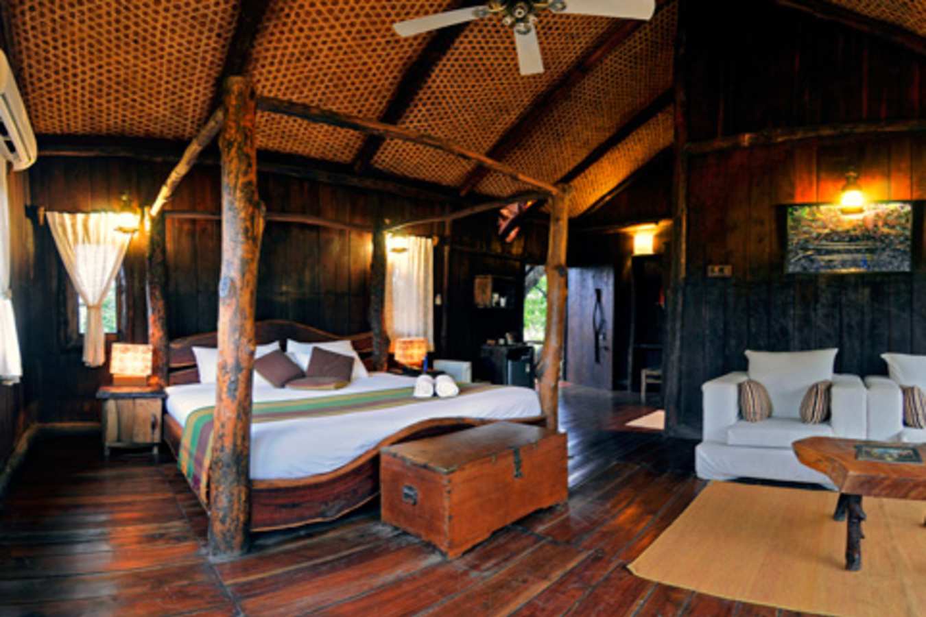 Room - Treehouse Hideaway