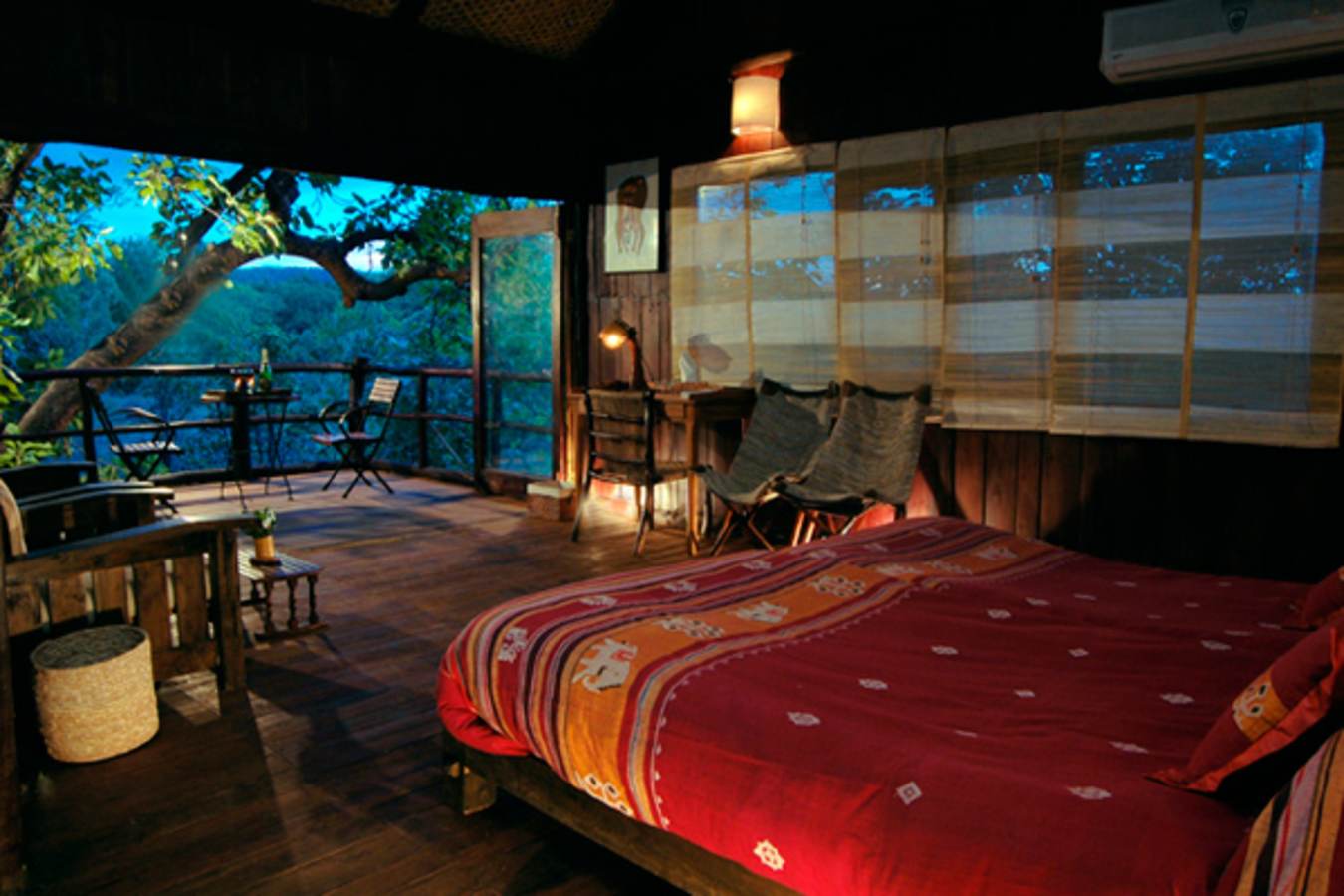 Room - Treehouse Hideaway