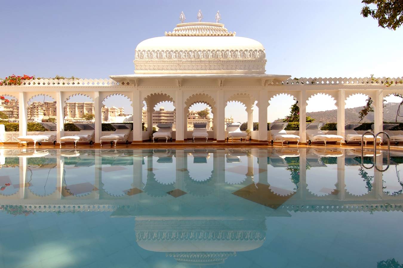 Taj Lake Palace pool