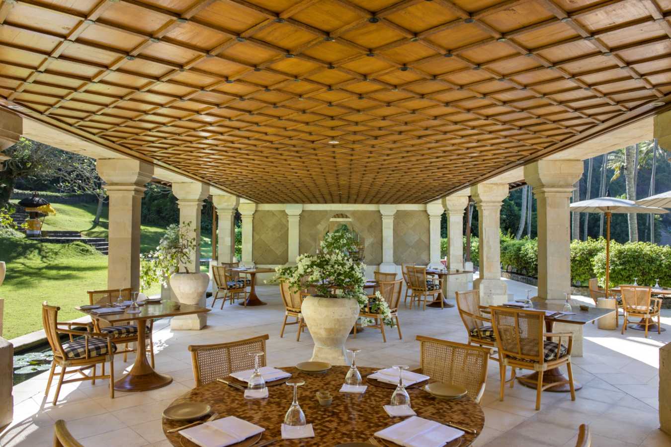 Beach Club - Amankila