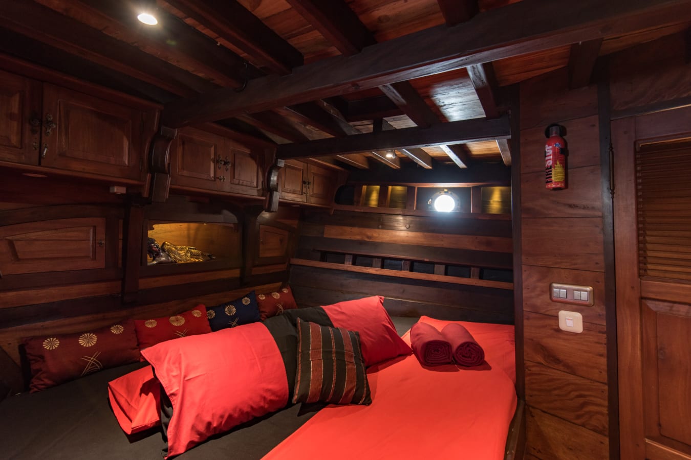Interior Double Cabin