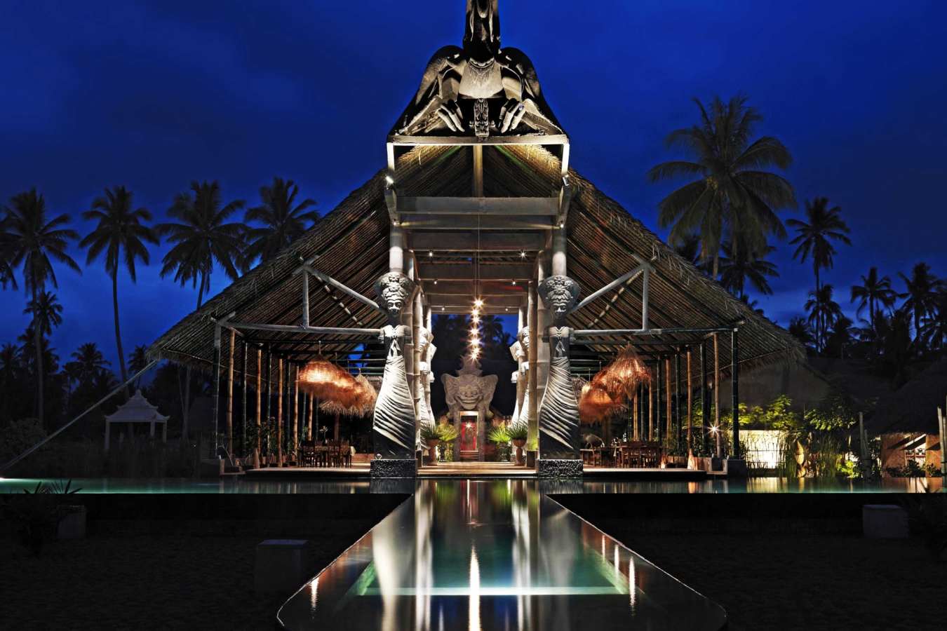 By Night - Hotel Tugu Lombok