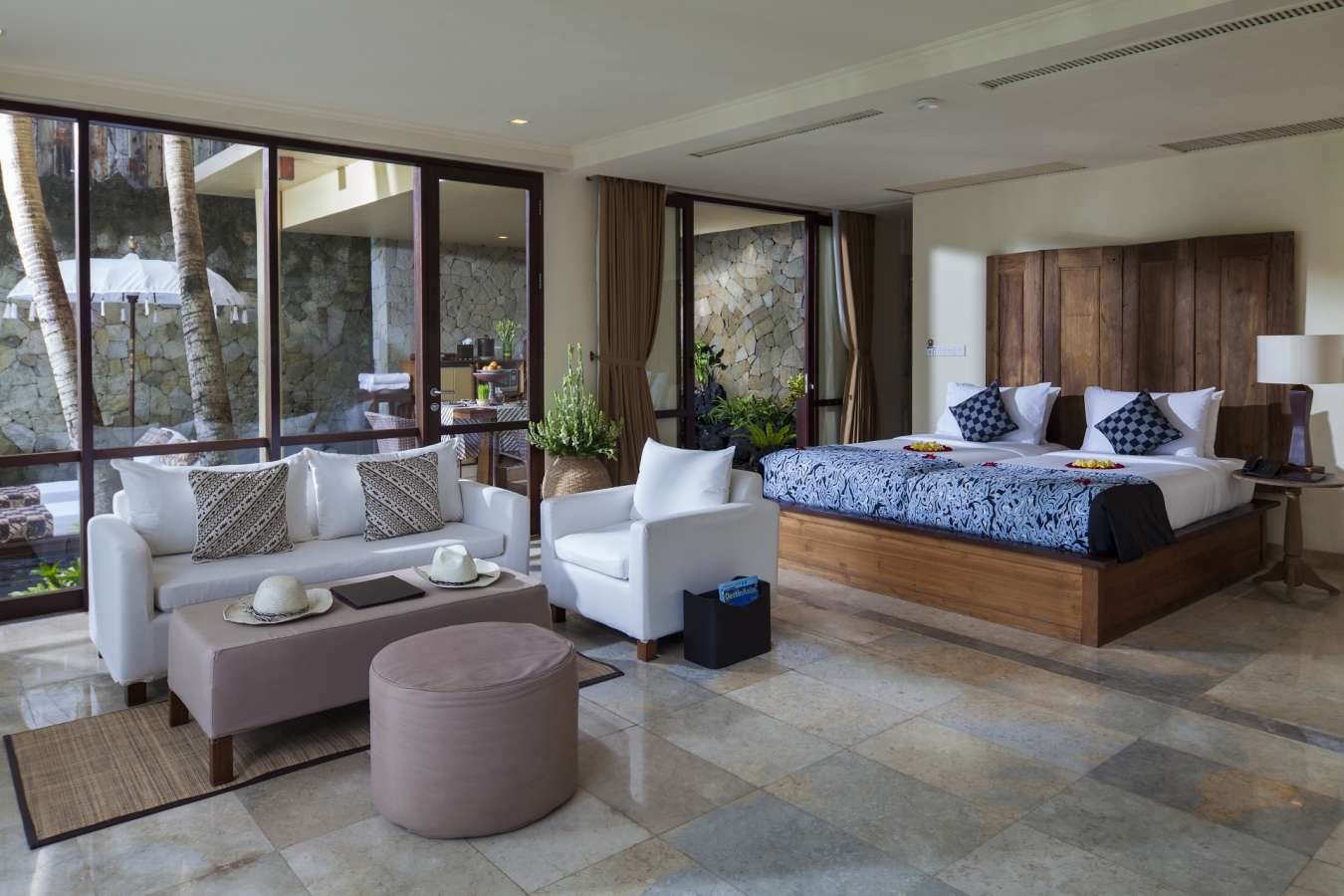 Family Duplex Pool Villa - Komaneka at Bisma