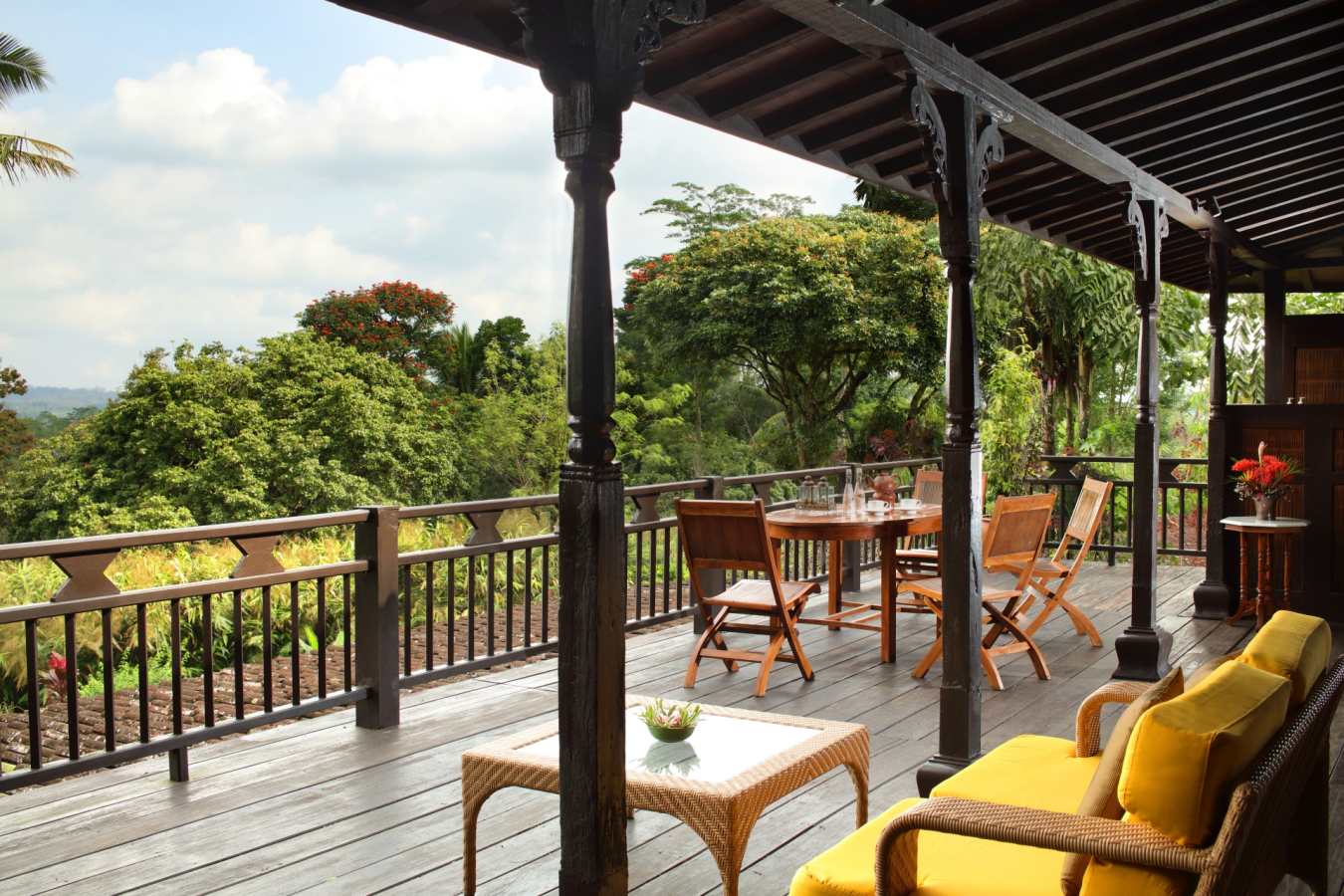 Ambar Veranda - MesaStila