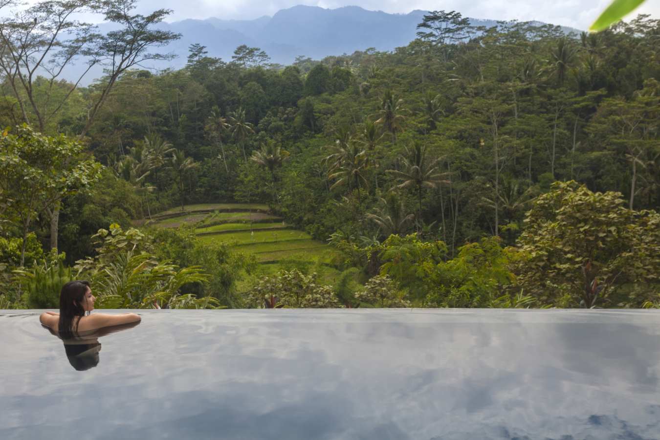 Bella Vista Pool - MesaStila