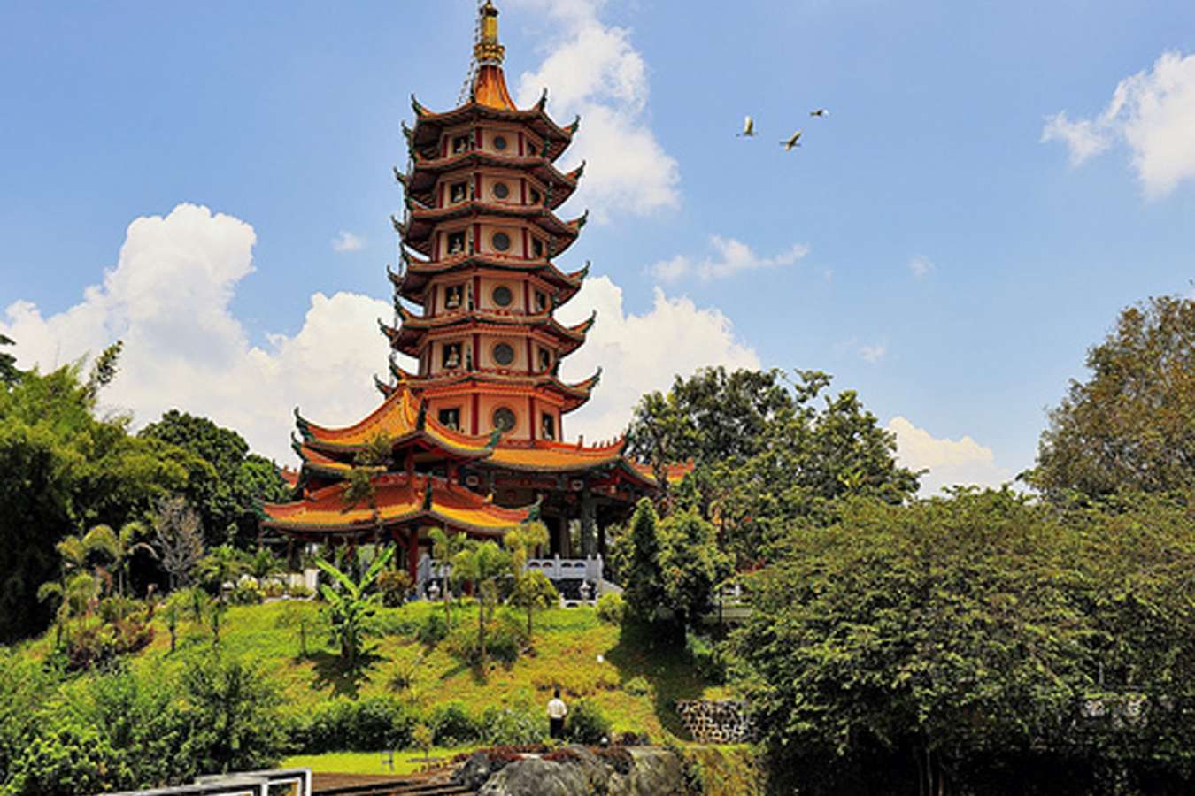 Vihara Watu Gong - MesaStila